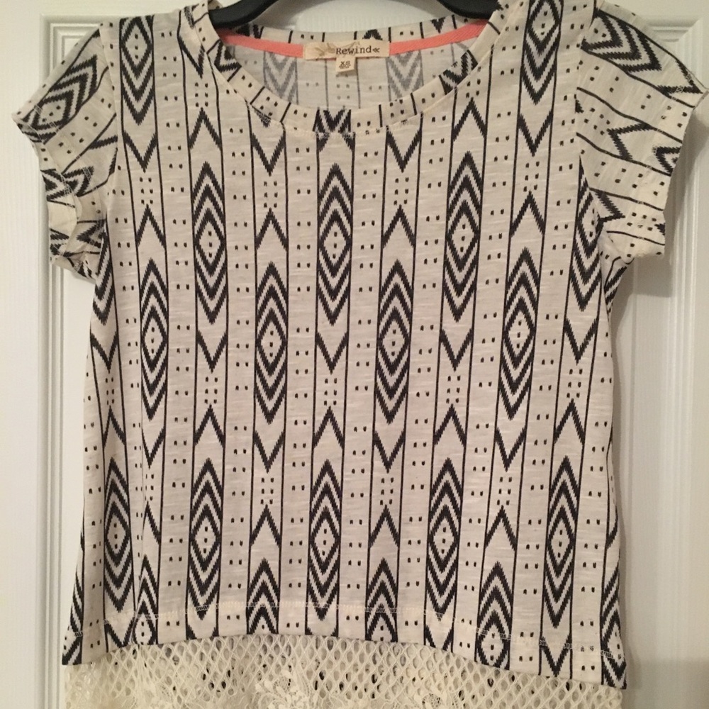 Tee shirt